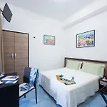 Dint'a Torre Oda ve Kahvaltı 4*