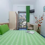 Oda ve Kahvaltı Dint'a Torre 4*