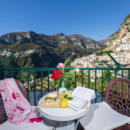 Dint'a Torre 4* Scala