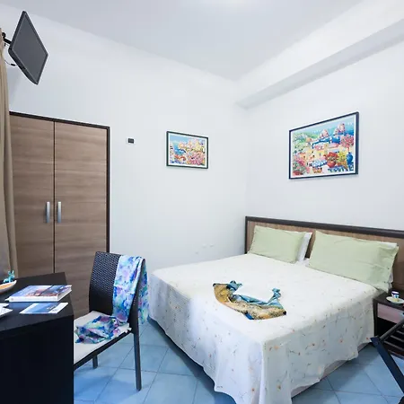 Dint'a Torre Bed & Breakfast *